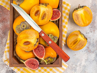 क्या आप भी खाते हैं टिफिन में रखे कटे हुए फल? जानें ये आदत क्यों हो सकती है नुकसानदायक